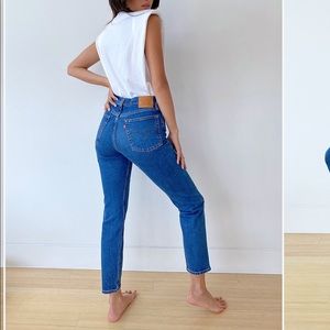 Levi’s Wedgie Jeans (Size 26)